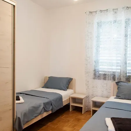 Apartment Domus Albus